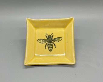 Little Bee Square Ring Dish
