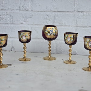 Midcentury Murano Venetian Red and Gold Cordial Glasses, 5 piece set