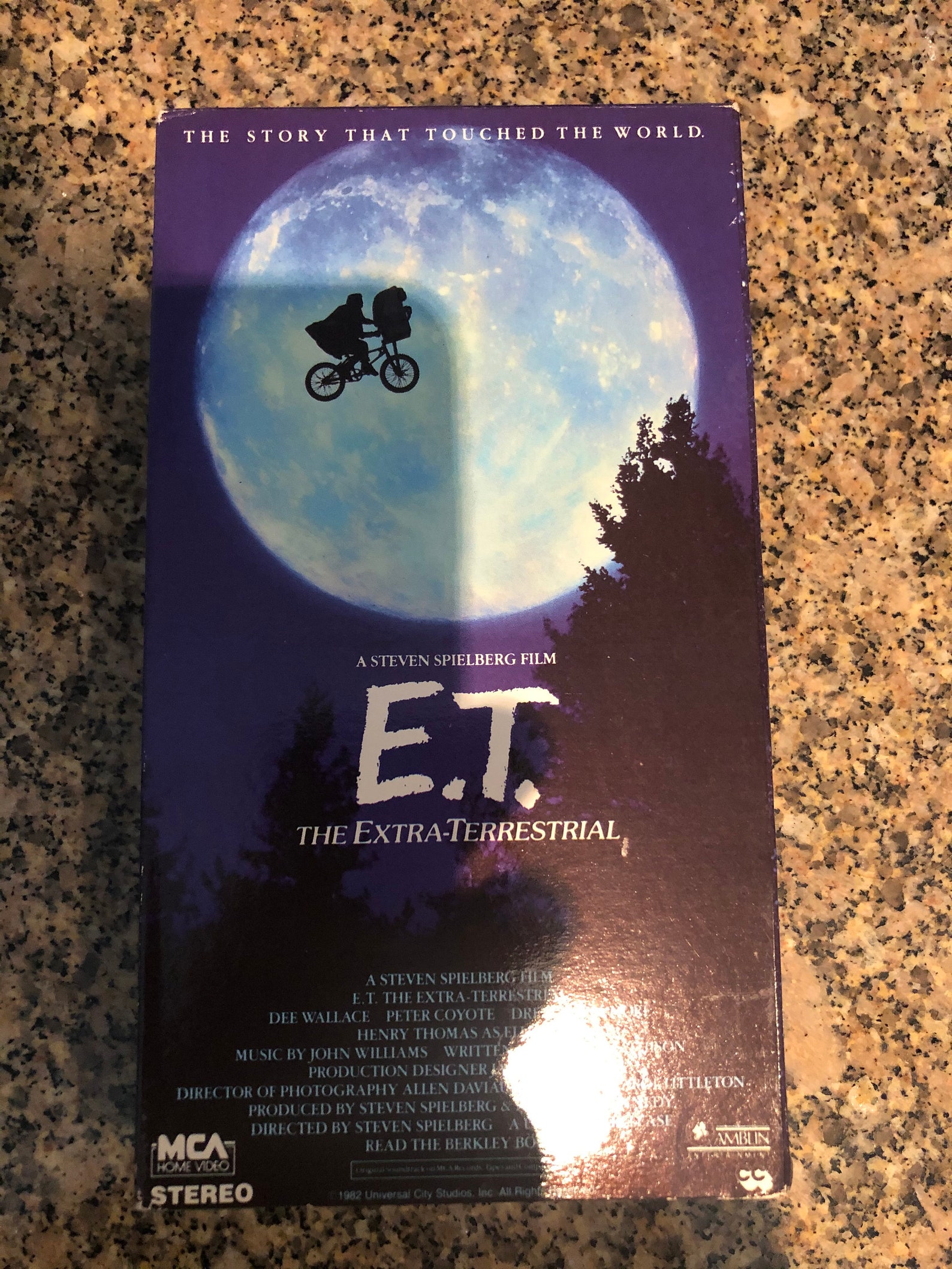 E.T. the Extra Terrestrial VHS 1982 Rare Green and Black Tape Etsy