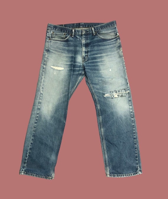 Vintage Distressed Levi’s 505’s Size 37/29 Ripped,