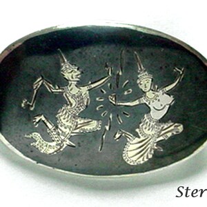 Vintage SIAM STERLING Silver Brooch Oval MEKKALA Dancers Khon