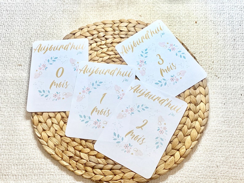 Cartes étapes bébé couronne ton pastel image 0