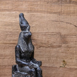 Unique Statue Falcon Headed God Horus seated Sculpture granite stone 2 color made in Egypt