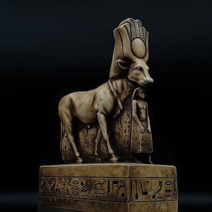 Statue of Hathor Protecting Psamtik This schist statue depicts Psammetik standing in a posture of prayer heavy made in egypt