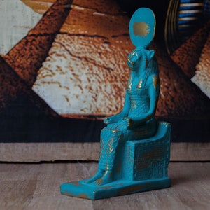 statue of goddess Sekhmet seated Figurine green made in Egypt