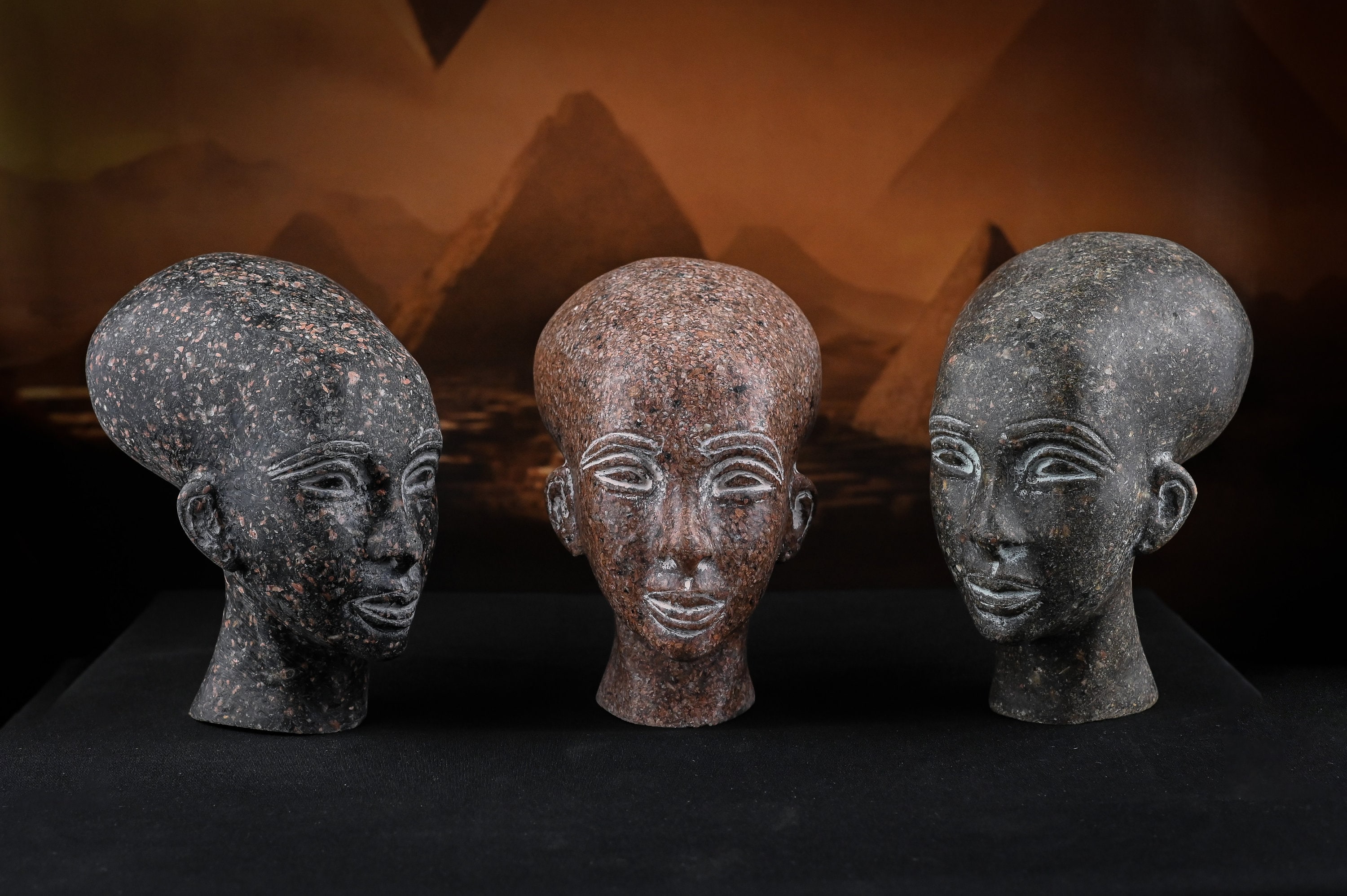 EGYPT ～エジプト～HUMAN The F.B.I. Helped a Museum Learn the Identity of a 4,000