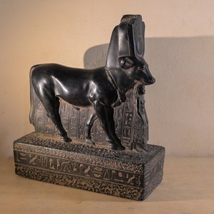 Statue unique de la déesse égyptienne Bastet chat Sculpture en pierre de  granit lourde style 3 fabriquée en Egypte -  France