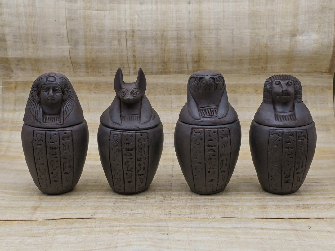エジプト マトリョーシカ :カノプス壷（ホルスの４人の息子） 1200px-Four_sons_of_Horus.svg.png