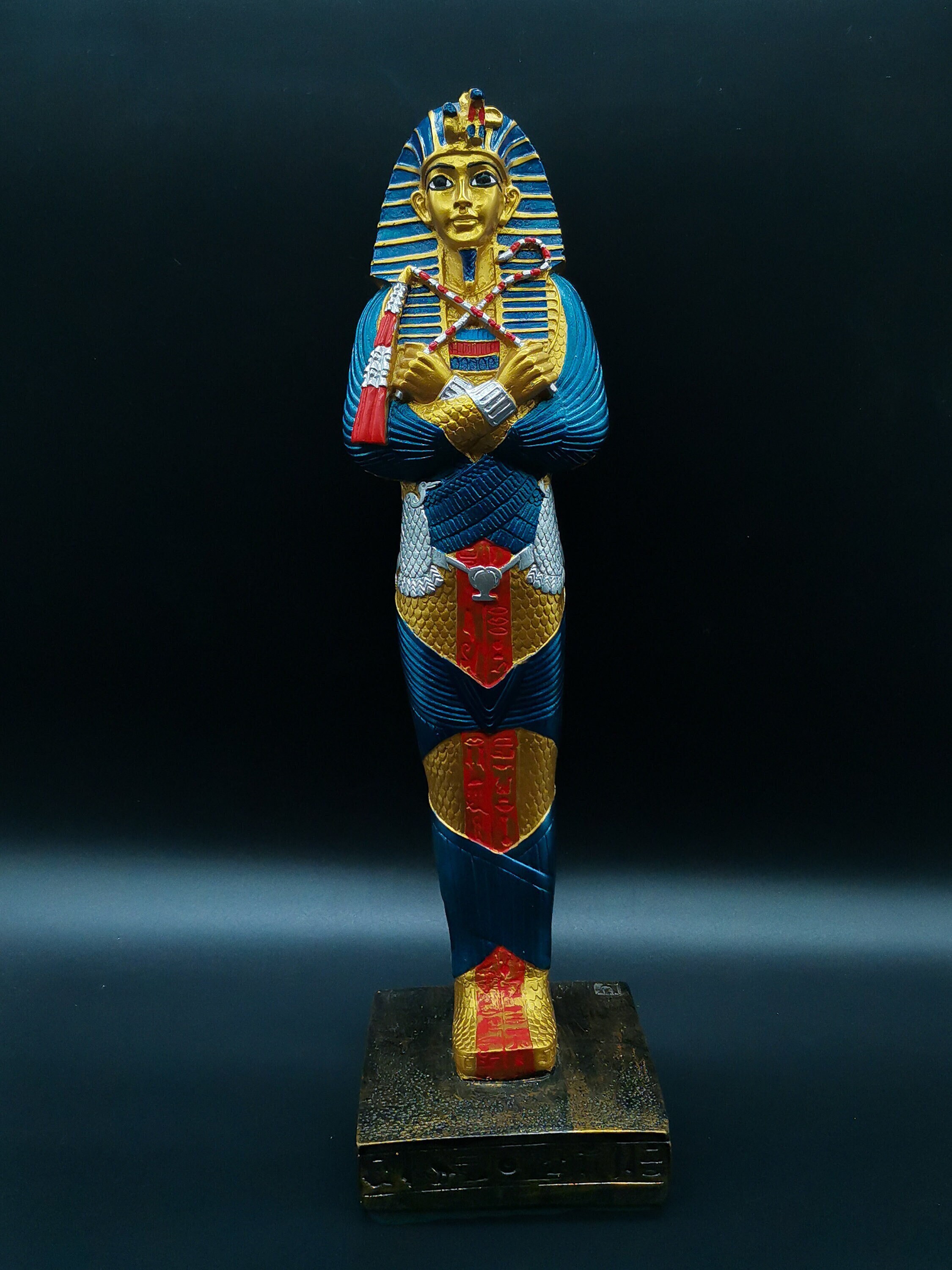 エジプトで作られたツタンカーメン王のユニークな古代エジプトの エジプトで作られたツタンカーメン王のユニークな古代エジプトの