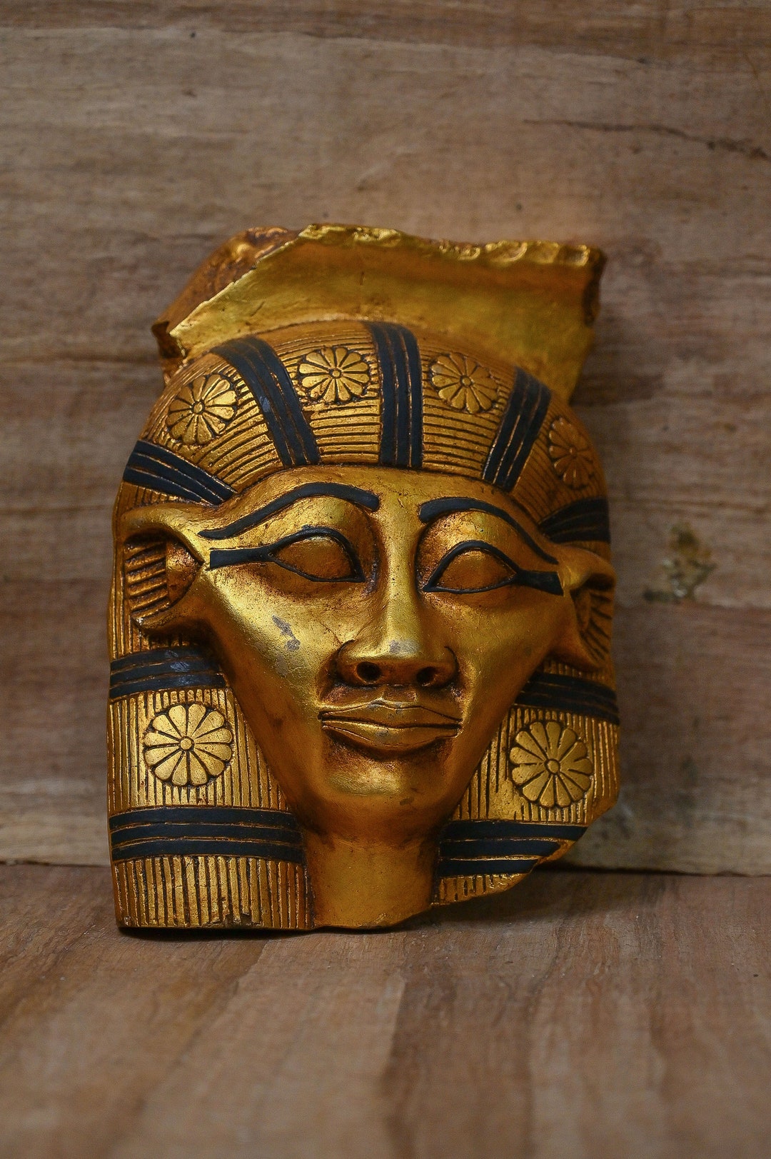 The Head of the Unique Ancient Egyptian Goddess Hathor Hangs on the