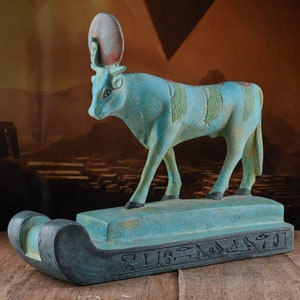 Statue of Hathor Protecting Psamtik This schist statue depicts Psammetik standing in a posture of prayer heavy made in egypt