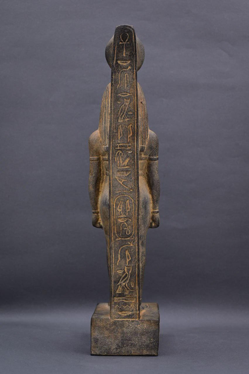イシス像 癒しと魔法の女神 彫刻 祭壇像 石 古代エジプト イシス像 癒しと魔法の女神 彫刻 祭壇像 石 古代エジプト