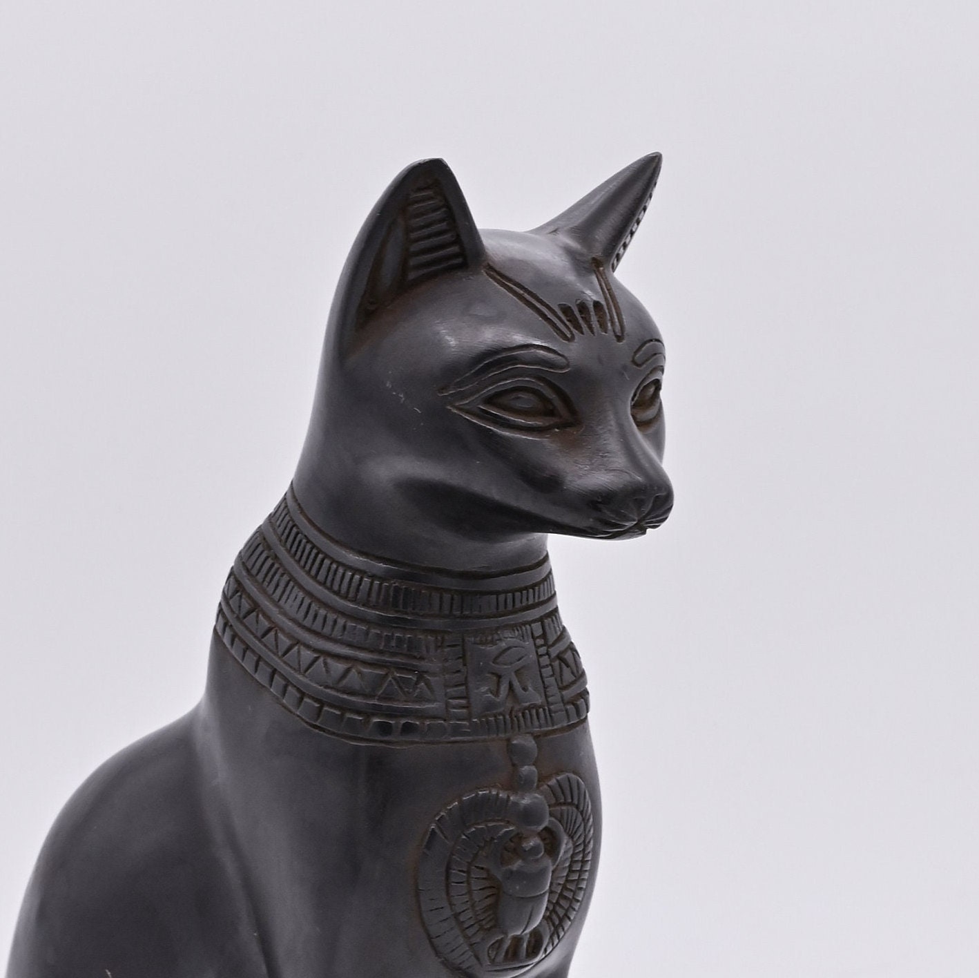 Statue unique de la déesse Bastet chat noir lourd fabriquée en Egypte -   France