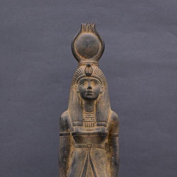 イシス像 癒しと魔法の女神 彫刻 祭壇像 石 古代エジプト イシス像 癒しと魔法の女神 彫刻 祭壇像 石 古代エジプト