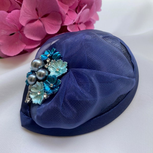 Woman's Kippah - Fascinator - Blue - Faux Pearl - Yarmulke for Women - Head Covering - She•ppah - Sheppah