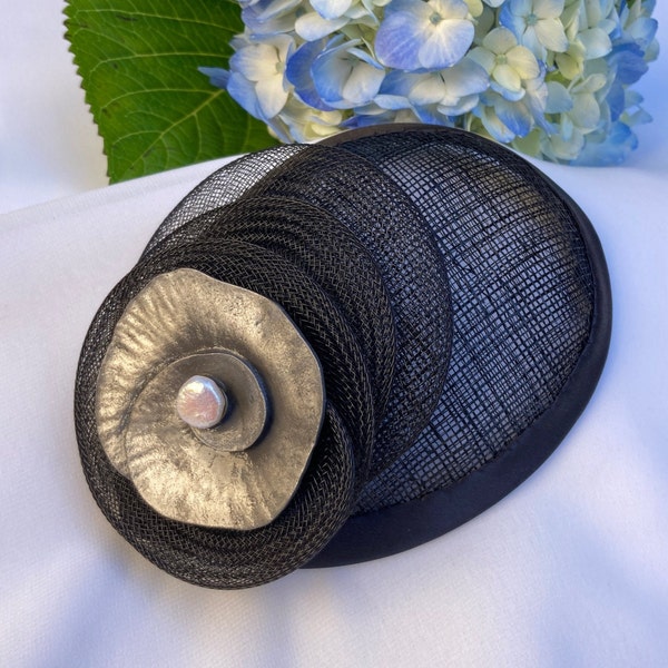 Woman's Kippah - Fascinator - Black - Crinoline - Funeral - Evening - Elegant Head Covering - She•ppah - Sheppah