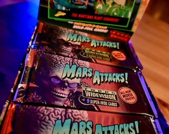 1996 Topps Mars Attacks Widevision Trading Cards Unopened Pack  FREE SHIPPING 