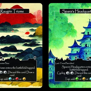 Puede incluir: Dos cartas de Magic: The Gathering, Raugrin Triome y Cuartel General de Spara, con ilustraciones de estilo acuarela. Ambas cartas son tierras con habilidades de ciclismo y se activan para agregar man&aacute; de diferentes colores.