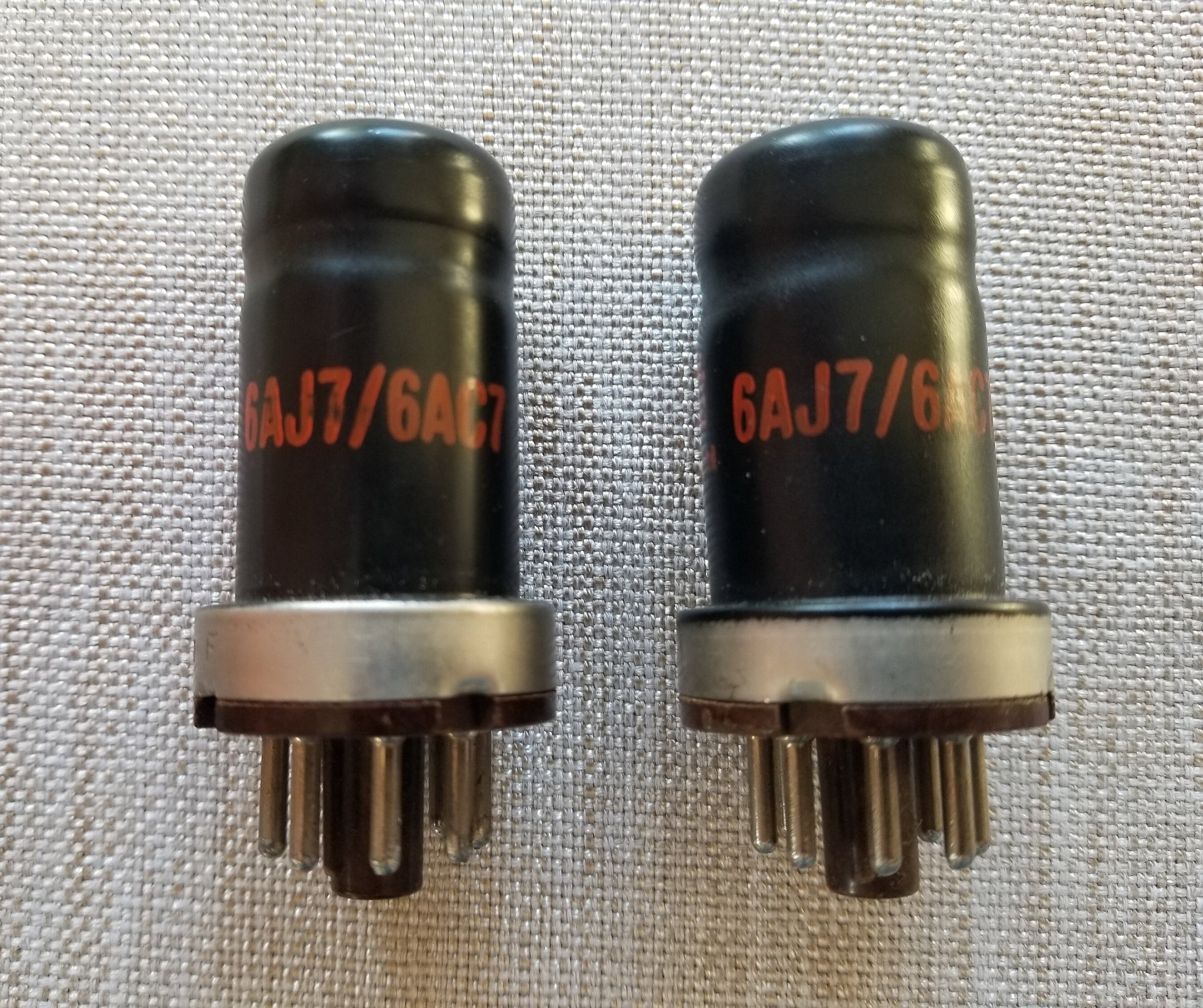 GE 6AJ7 6AC7 NOS (2 stuks)