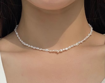 MARMELO / Baroque Freshwater cultured Pearls Choker / Dainty Necklace good for birthdays, mother's day / Gift box