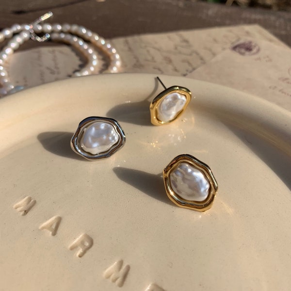 MARMELO / Vintage Baroque Shaped Pearl Stud earrings with Gold, Silver Accents / Simple earrings good for birthday gift, Everyday / Gift box