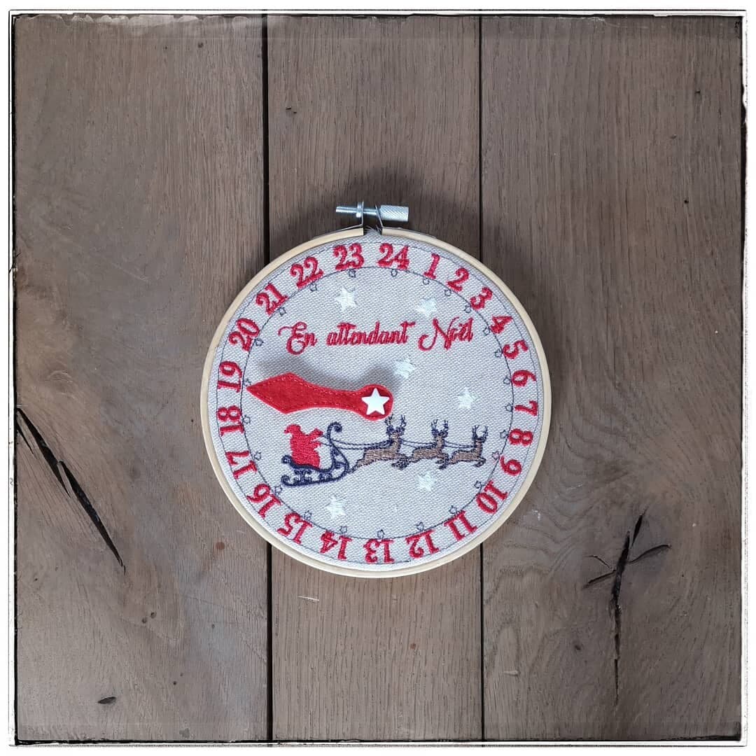 Calendrier de L'avent/Tambour à Broder Horloge Noël