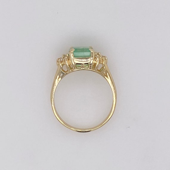 Sea Green Emerald Ring Gem