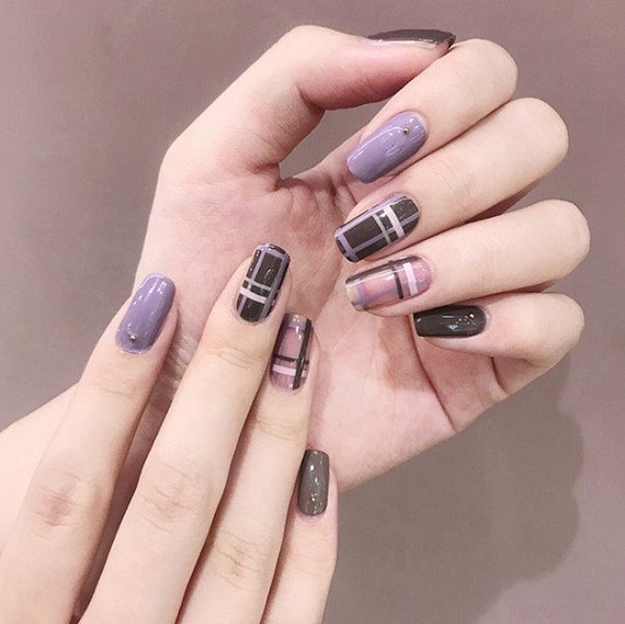nail valentino