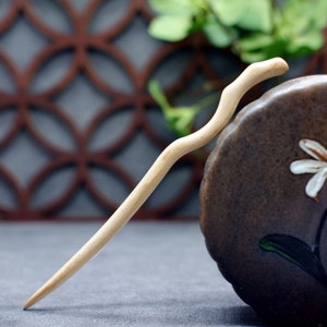 Handmade Wooden Simple One Prong Hair Fork, Wooden Hair Stick, Wooden Minimalist Hair Pins for Buns, Hair Accessories for Her, Mom Grandma