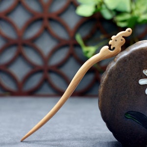 Handmade Wooden Cute Peacock Hair Fork, Wooden One Prong Hair Stick, Wooden Minimalist Hair Sticks for Buns, Hair Accessories for Her, Mom