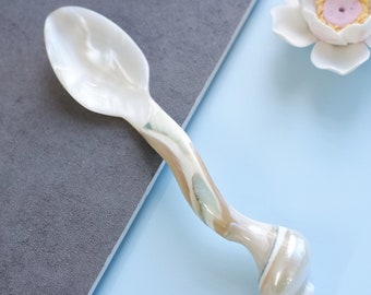 Handmade Mother of Pearl Caviar Spoon, Personalized Caviar Spoon, Shell Utensil Oyster Caviar Spoon, Sugar Coffee Scoop, Pisces gift - SP017