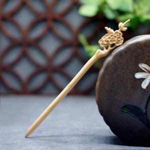 Handmade Wooden Hair Fork, Cherry Blossom Wooden One Prong Hair Stick, Wooden Minimalist Hair Sticks for Buns, Hair Accessories Gift for Her