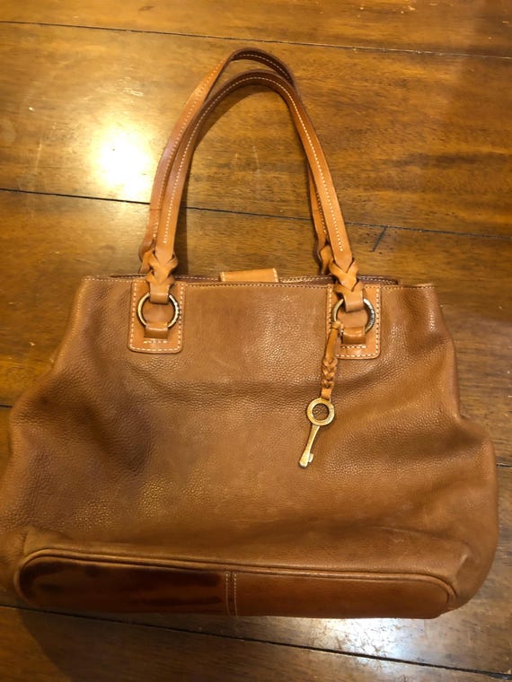 Fossil Handbag with key - image 7