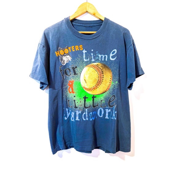 VINTAGE 90's Hooters Promo Shirt