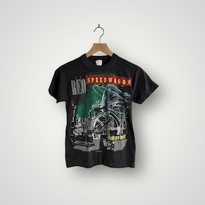 VINTAGE &#39;84 REO Speedwagon Band Shirt