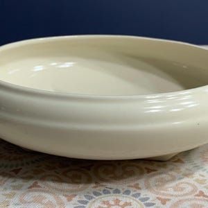 Abingdon U.S.A. Art Pottery 9" Round Low Planter # 519 Cream