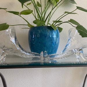 Tiffin Franciscan Spiral Optic Modern Cornucopia Vase