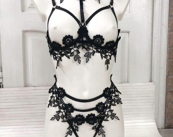 Open cupless cage bra - ORCHID |  Lace floral lingerie harness for women |  Choker necklace, Open cupless bra, Cage bralette, Underwire bra
