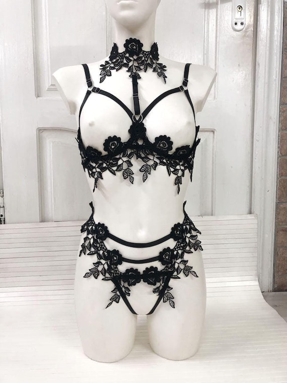 Open cupless cage bra - ORCHID |  Lace floral lingerie harness for women |  Choker necklace, Open cupless bra, Cage bralette, Underwire bra