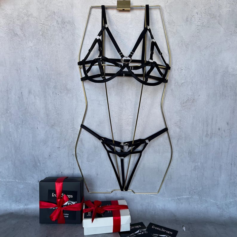 Violet plus size body harness Open cupless bra with Open crotchless panties Full body harness Neck collar Thigh harness Garter belt lingerie Bdsm harness Fetish lingerie Strappy lingerie set Dominatrix outfit for women
