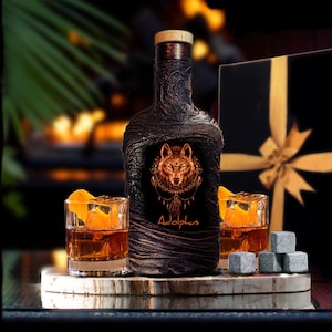Wolf Personalized Hunting Whiskey Decanter Set With Gift Box/Hunters Custom Order for Anniversary/Unique Lava Design/Customized Gift for Men