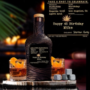 Personalized Monogram Whiskey Decanter Set with Gift Box~Rock Glasses/Custom Gift Home Bar/Customized Monogrammed Liquor Gift Dad Men Idea