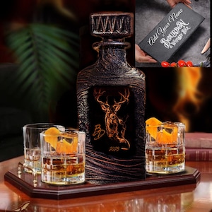 Deer Personalisierte Whisky-Dekanter-Set-Jagd-kundenspezifisches Geschenk für Hausbar-einzigartiges Lava-Design-Bourbon Whisky-Gläser kundenspezifisches Geschenk für Männer