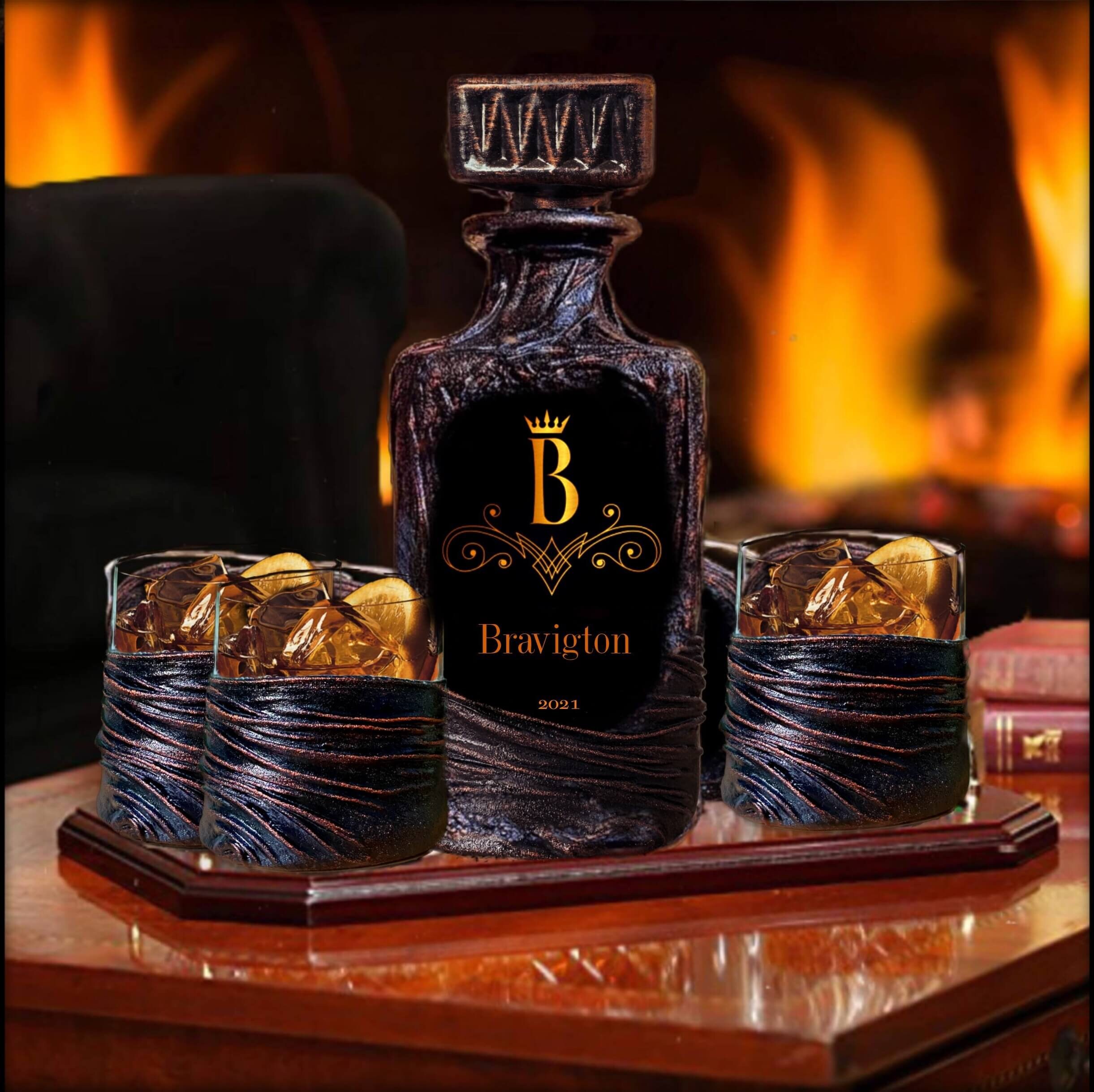 Liquor decanter, leather bottle, bar set, leather tray, Vintage bottle