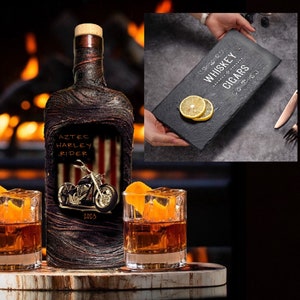 Biker Personalisierte Whisky Dekanter Set-Motorrad Barware Geschenke-Customized Ihr Foto-Geschenk für Biker-Jubiläumsgeschenk für Ihn / Hochzeit