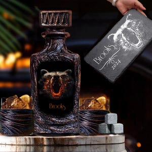 Bear Hunting Personalized Whiskey Decanter with Gift Box Board /Anniversary Set for Home Bar Customized Hunter Barware /Handmade Lava Design