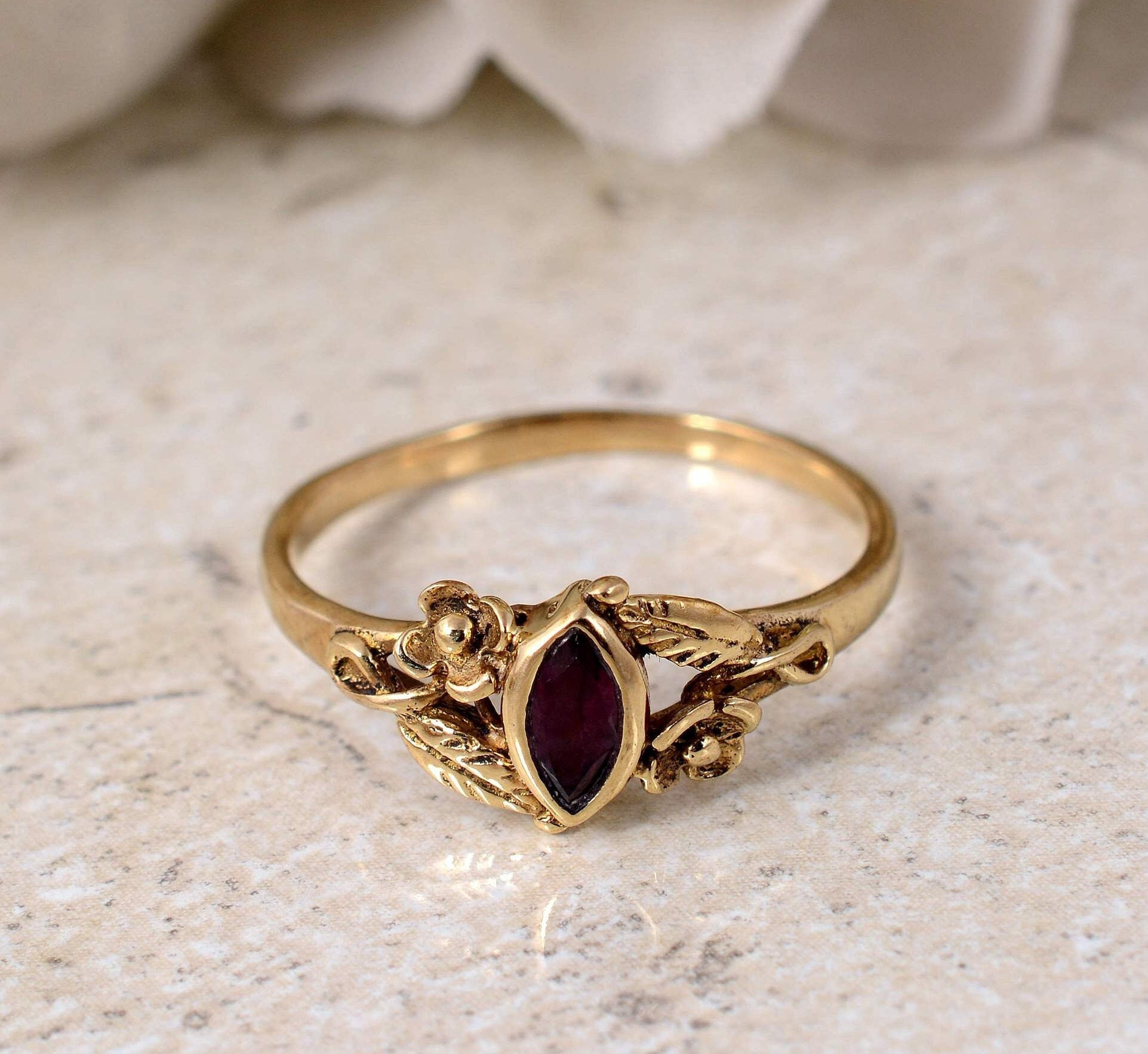Dainty hotsell garnet ring