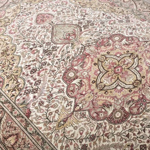 7x10 Oversize Turkish Vintage Rug,7x10 Rug,Oversize Rug,7x10 Turkish Rug,7x10 Area Rug,Wool Rug, 7x10 Vintage Rug, Rug 7 x 10