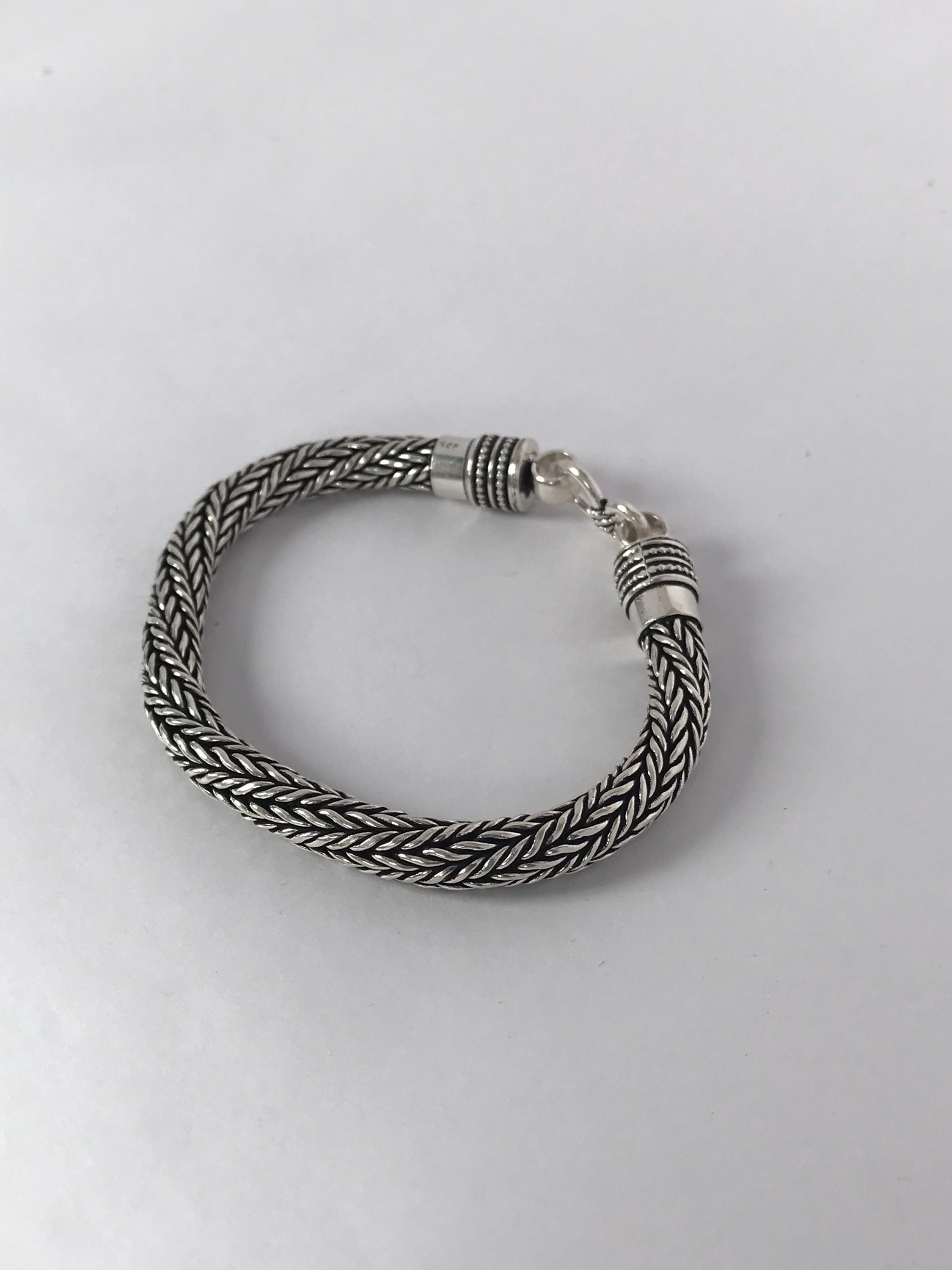 アメリカ購入品 8mm 酸化スターリングシルバー織りチェーンブレスレット（メンズ