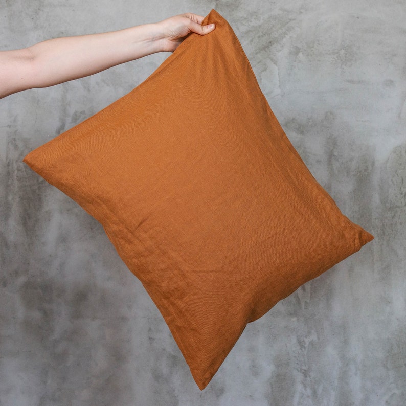 Modern pure linen bedding set supernatural for sensitive skin. organic stonewashed breathable and high quality fabric Anti-allergic